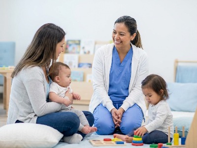 Auxiliar Materno infantil